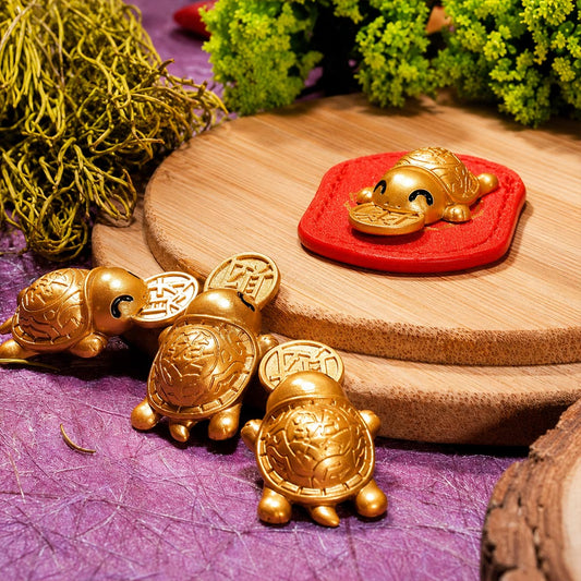 2026 Golden Turtle Charm – Bites onto Luck, Never Lets Go