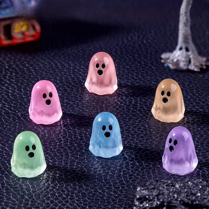 Glow‑in‑the‑Dark Mini Ghost Figurines | Resin Halloween DIY Decor 20/50PCS